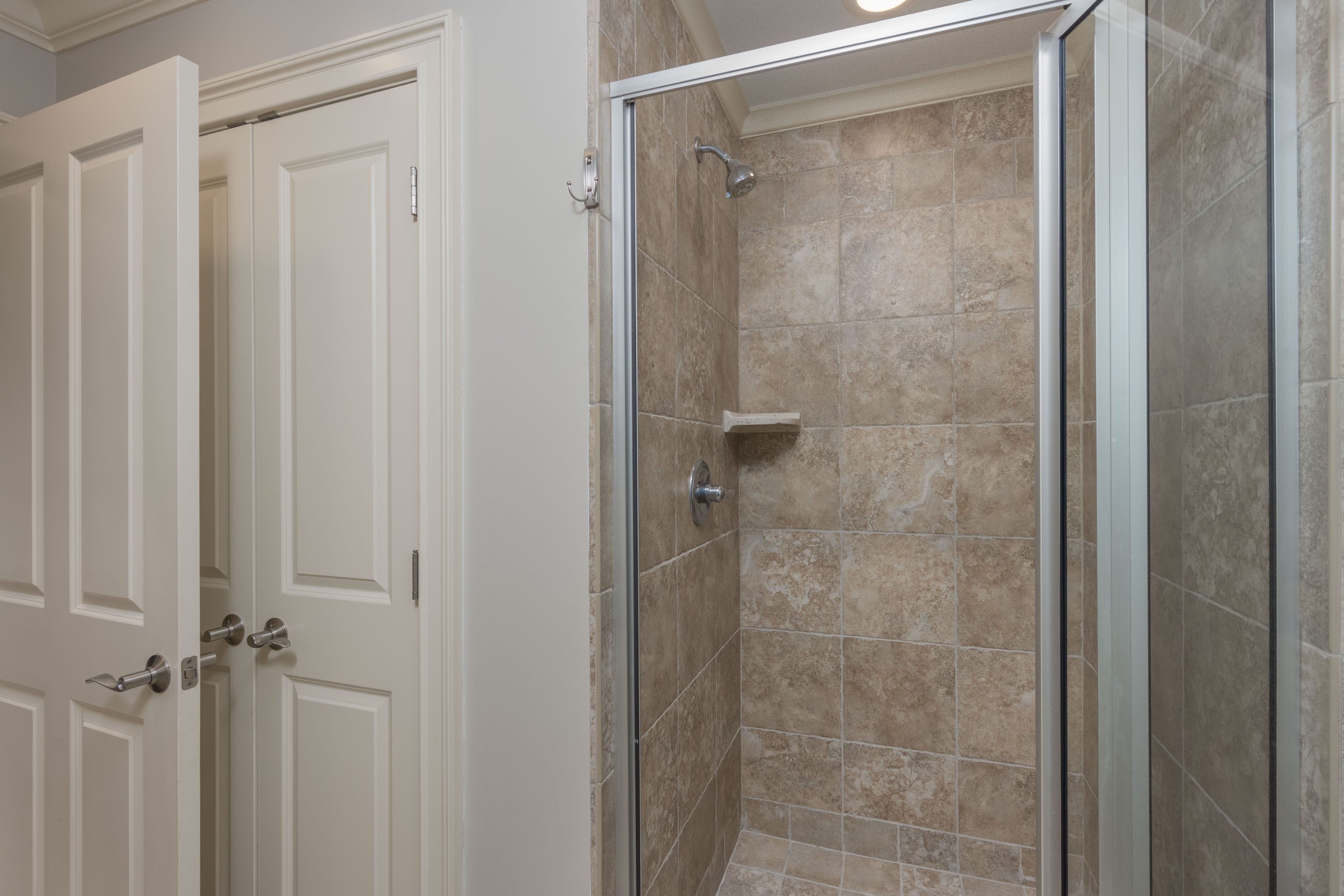 1050 Dejarnet Place image 31